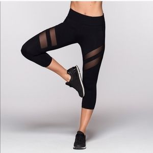 Lorna Jane 3/4 tight, small, black, mesh